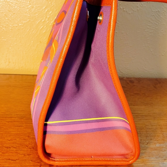 Vera Brighton One of a Kind Tote!Perfect Condition. Beautiful bag! - Picture 4 of 9